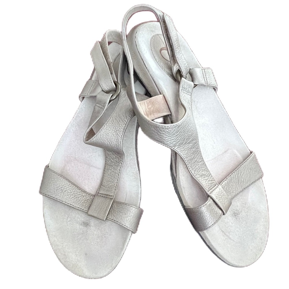 Easy Spirit Silver Gold Sandals Sz 6.5